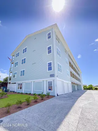 109 Knollwood Drive G, Atlantic Beach, NC 28512 – photo 4: IMG_5094