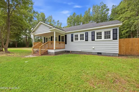 16995 Us Highway 421, Burgaw