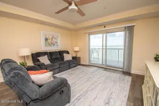 1550 Salter Path Road 606, Indian Beach, NC 28512 – photo 8: Great Room