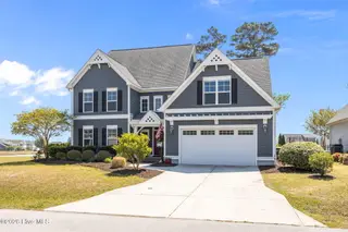 201 Lanyard Drive, Newport, NC 28570 – photo 2: 201 Lanyard Drive