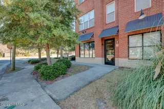 2906 Market Street Unit 202, Wilmington, NC 28403 – photo 3: 2906MarketStreetEdit-4