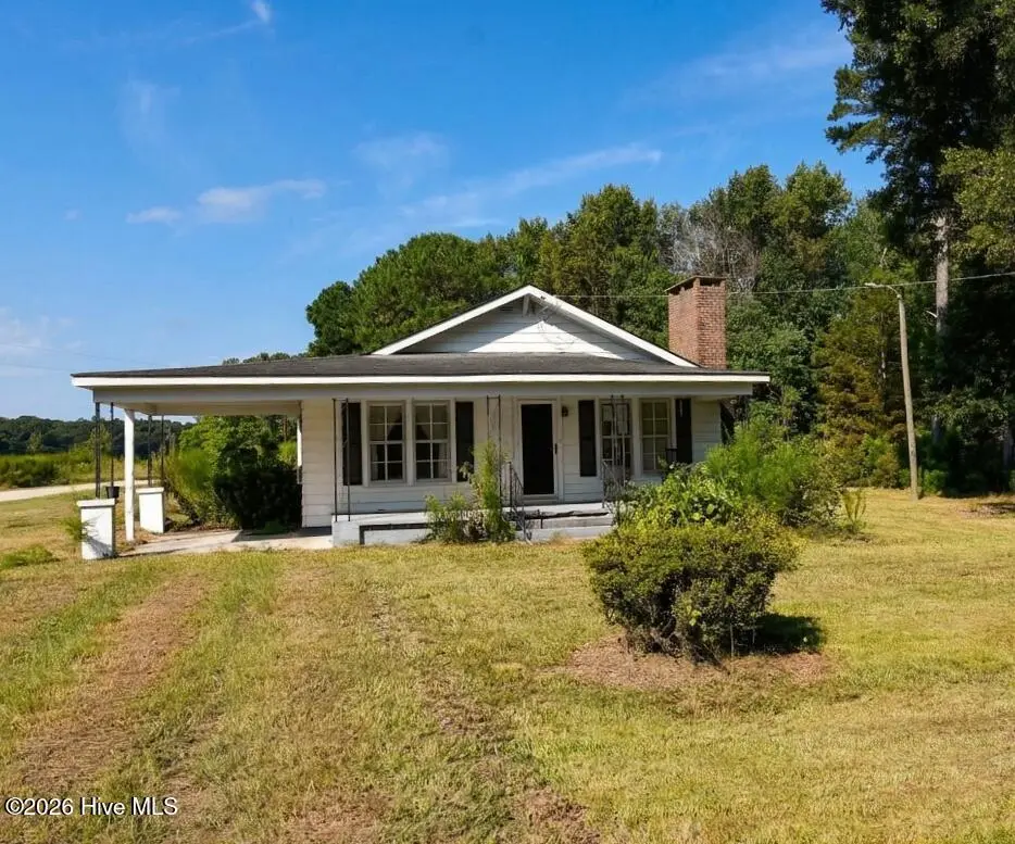 211 Paul Hare Road, Goldsboro, NC 27530 – photo 1 of 15: Front