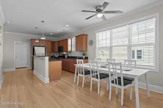 1410 Snapper Lane Unit 2, Carolina Beach, NC 28428 – photo 14: 33-web-or-mls-DSC06044