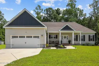 602 Bright Harvest Drive, Maysville, NC 28555 – photo 2: Front
