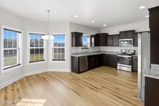 312 Wood House Drive, Jacksonville, NC 28546 – photo 9: Kitchen