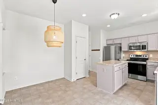 133 Star Court, Aberdeen, NC 28315 – photo 20: 24-web-or-mls-DSC02078 - edited