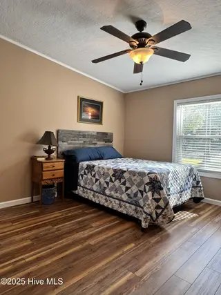 211 Beachwood Drive NW, Calabash, NC 28467 — 3-bedroom manufactured home in Ocean Forest, Calabash, NC, photo 22 of 75: master bdr 3