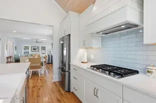 910 Ann Street, Beaufort, NC 28516 – photo 7: Kitchen