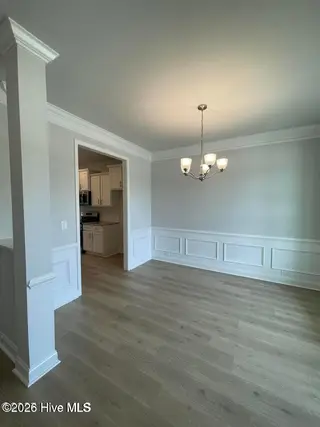 915 Caroline Court, New Bern, NC 28560 – photo 4: 1727 Dining Room