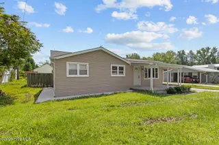 633 Haws Run Road, Jacksonville, NC 28540 – photo 3