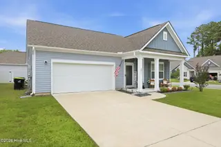 2017 Bogue Lane, New Bern, NC 28562 – photo 3: 4-web-or-mls-0C0A9447