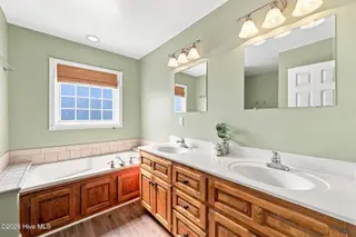 128 Danielle Drive, Elizabeth City, NC 27909 – photo 20: Primary Bath