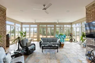 1241 St Simons Drive SE, Bolivia, NC 28422 – photo 19: Sunroom