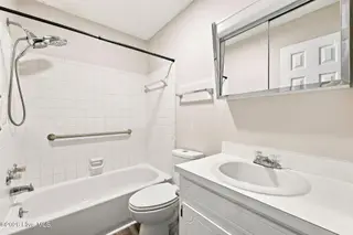 104 Bayberry Road, Newport, NC 28570 – photo 16: 28-web-or-mls-IMG_0195_edit