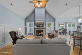 119 Cedar Tree Lane SW, Calabash, NC 28467 – photo 6: Volume Ceilings