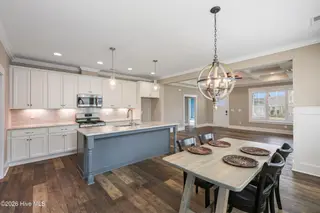 725 Wharton Avenue, Wilmington, NC 28412 – photo 14: Dining and Kitchen