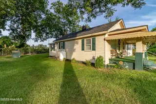 410 Brown Drive, New Bern, NC 28560 – photo 22: IMG_5771