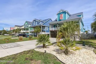 1413 Croaker Lane, Carolina Beach, NC 28428 – photo 4: 4_1413_Croaker_Ln_-_Ground_002
