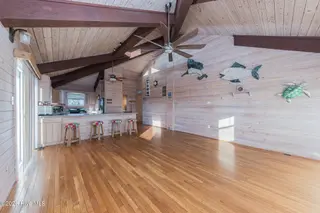 103 Salt Spray Court, Emerald Isle, NC 28594 – photo 12: 15WESTLVG