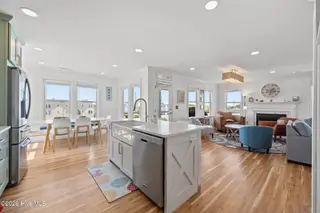 515 N Topsail Drive, Surf City, NC 28445 – photo 21: 39-web-or-mls-_RAD8882