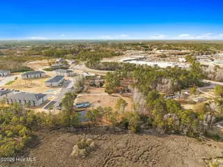 286 Edgewater Drive SW, Shallotte, NC 28470 — 3-bedroom manufactured home, Shallotte, NC, photo 14 of 56: 17-web-or-mls-DJI_20260120145253_0472_D