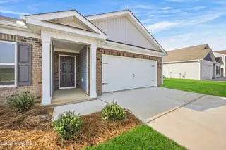 4816 Martha Wynd Way, Farmville, NC 27828 – photo 4: 4-web-or-mls-IMG_4119-DRHorton