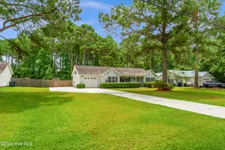 1472 Old Folkstone Road, Sneads Ferry, NC 28460 – photo 2
