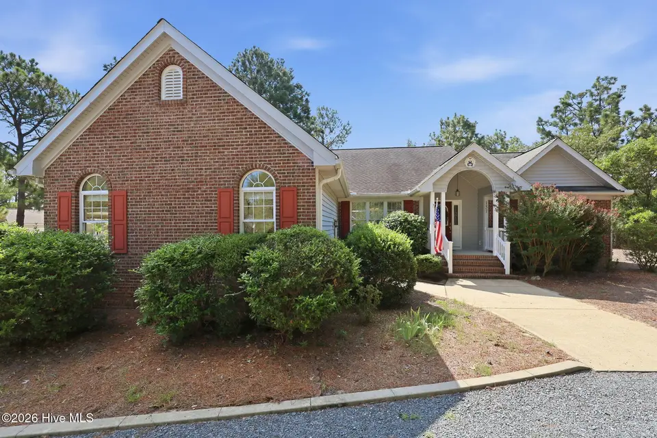 137 Winsford Circle, West End, NC 27376 – photo 1 of 59: 1-web-or-mls-IMG_1302