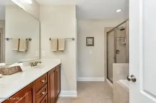 75 Shadow Creek Court, Pinehurst, NC 28374 – photo 22: primary bath1