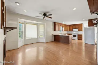 915 Mark Herring Road, Seven Springs, NC 28578 — 3-bedroom home, Seven Springs, NC, photo 17 of 35: 26-915 Mark Herring Rd-26