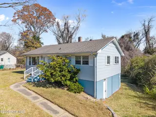 144 Jupiter Trail, Jacksonville, NC 28546 – photo 2: 2-web-or-mls-144 Jupiter Trail 77