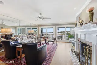 22 Batts Hill Road, New Bern, NC 28562 – photo 6: 31-web-or-mls-0C0A6542_edit
