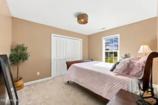 209 Barkside Lane, New Bern, NC 28562 — 4-bedroom home in Hunters Ridge, New Bern, NC, photo 23 of 46: 15-web-or-mls-0C0A7058_edit