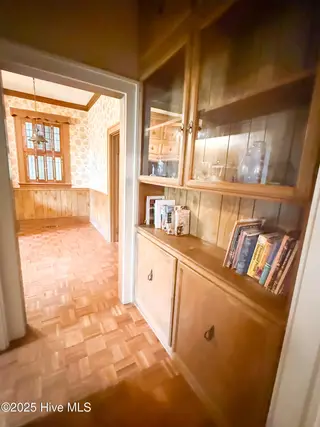 103 S Pender Street, Fremont, NC 27830 – photo 7: Built-ins