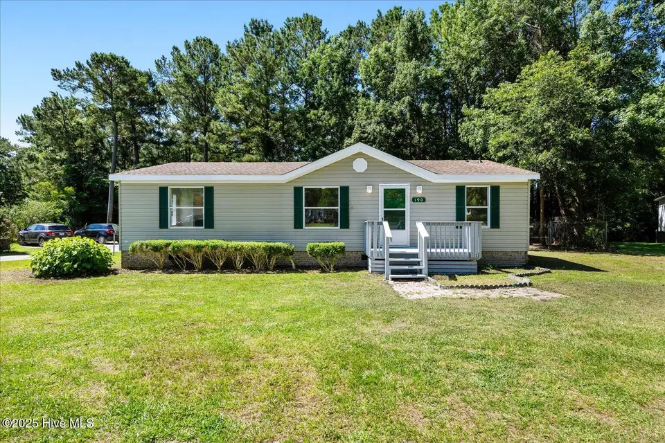 190 Bellhammon Forest Drive, Rocky Point, NC 28457 – photo 1 of 48: 04-Final Exterior Edwin 7