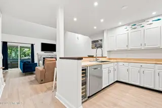 1800 Eastwood Road Apt 118, Wilmington, NC 28403 – photo 14