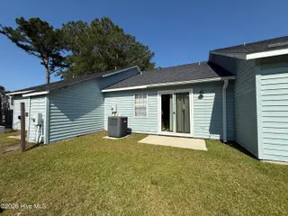 102 Witten Circle B, Havelock, NC 28532 — 2-bedroom townhome in Smallwoods, Havelock, NC, photo 16 of 17: IMG_6195