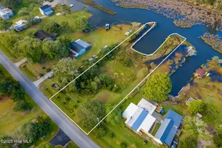 134 Goose Creek Loop Road, Newport, NC 28570 – photo 4: 22-web-or-mls-chadwick-visuals-134-goose