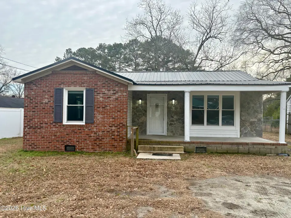 1602 E Elm Street, Goldsboro, NC 27530 – photo 1 of 12: IMG_5059 (1)