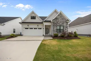 1057 Montevallo Lane, Ayden, NC 28513 – photo 2: 1057 Montevallo