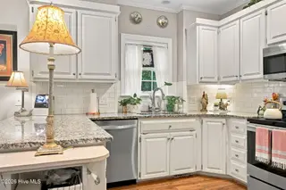 3117 Cleere Court, Greenville, NC 27858 – photo 12: 27-web-or-mls-IMG_0044