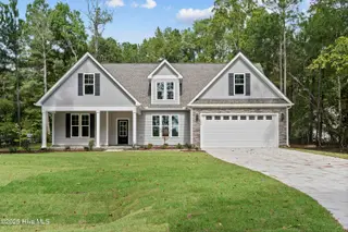 255 White Oak Bluff Road, Stella, NC 28582 – photo 7: 255-WhiteOakBluff-10-1-25-002