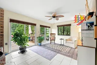 1210 Pelican Drive, New Bern, NC 28560 – photo 4: Sunroom