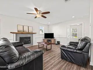 221 Holly Grove Court E, Jacksonville, NC 28540 – photo 15: a02a0291