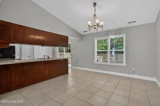 212 Winners Circle S, Jacksonville, NC 28546 – photo 8: 09