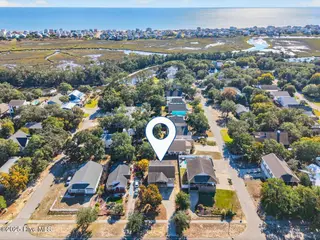 1105 W Oak Island Drive, Oak Island, NC 28465 – photo 5: 49-kahunaphoto