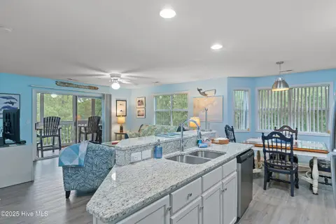 3030 Marsh Winds Circle Unit 106, Southport