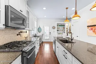 6425 Timber Hitch Drive SW, Ocean Isle Beach, NC 28469 – photo 19: 021_6425_timber_hitch_drive-22_886