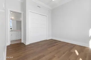 805 Mulberry Street Unit 208, Beaufort, NC 28516 – photo 10: Primary Bedroom