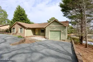116 Shagbark Court, West End, NC 27376 – photo 4: Entry Drive Single Car